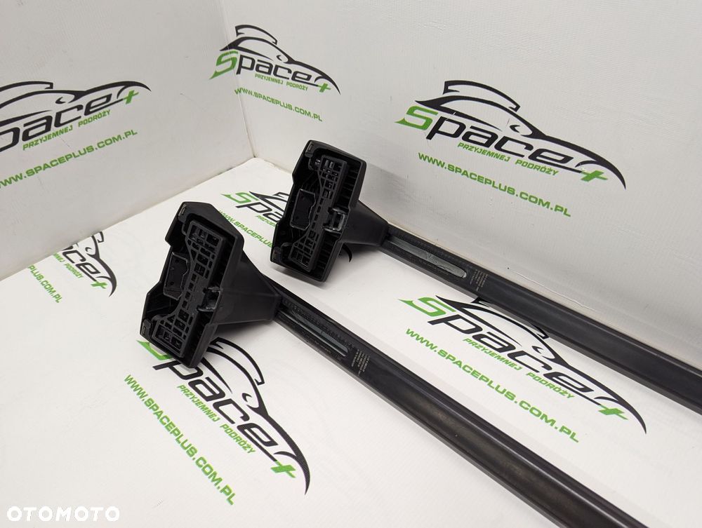 Bagażnik dachowy Thule: belki 7123 + Stopy 7105 + kit - 5