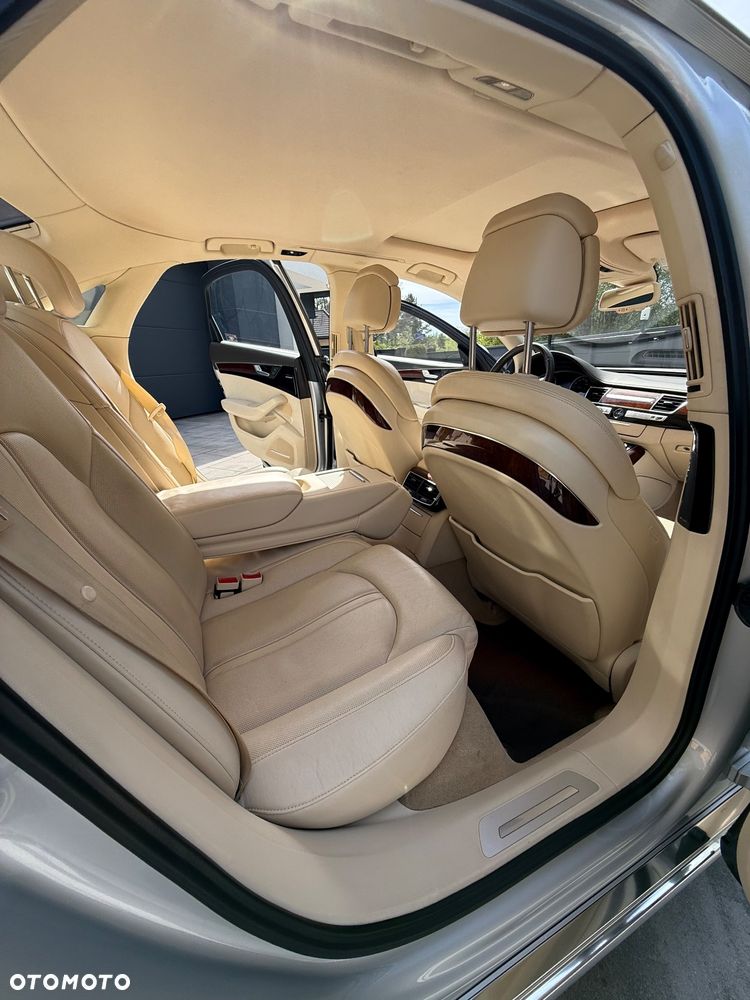 Audi A8 4.2 TDI Quattro - 10