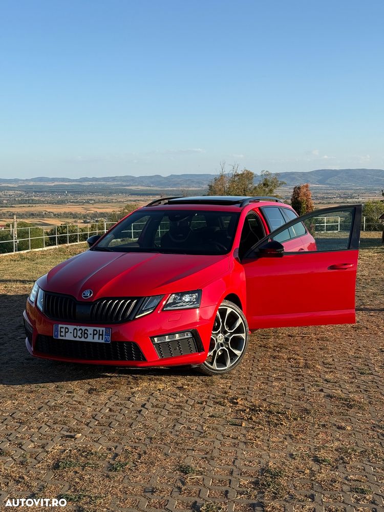 Skoda Octavia 2.0 TDI DSG RS - 3