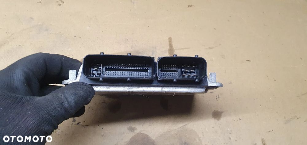 Sterownik komputer silnika VW Phaeton 3.2 R32 022906032BN - 2