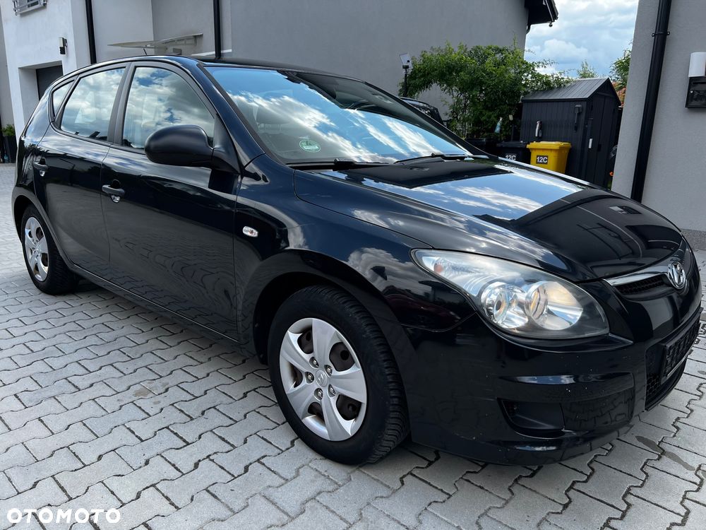 Hyundai i30 1.4 Classic + - 9