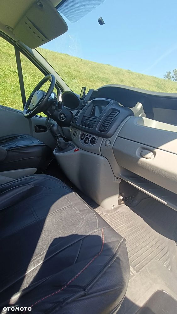 Renault Trafic - 9