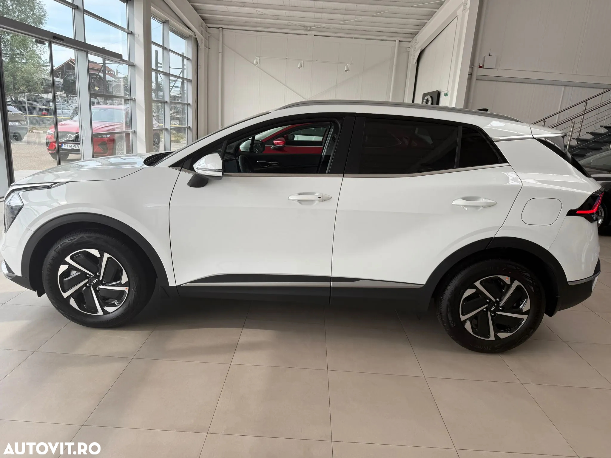 Kia Sportage 1.6 T-GDI 7DCT HP 4x2 MHEV Style - 4