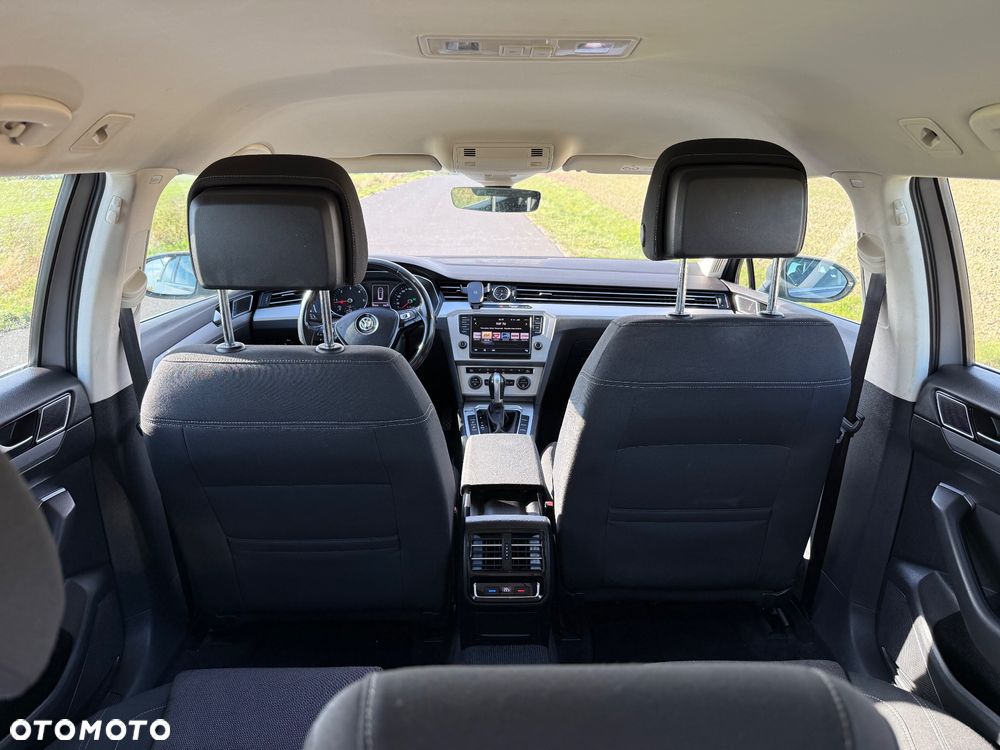 Volkswagen Passat 2.0 TDI SCR (BlueMotion Technology) DSG Comfortline - 27