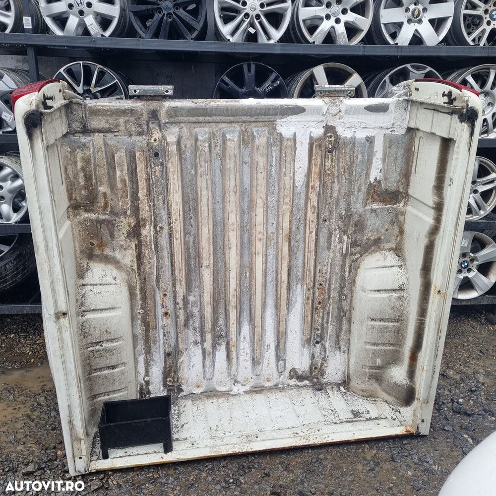 Bena Nissan Navara D40 Facelift 2010 - 2015 Super White 326 (1371) - 1