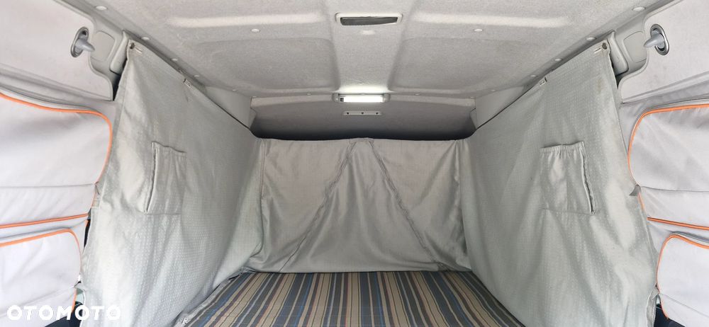 Volkswagen California - 10