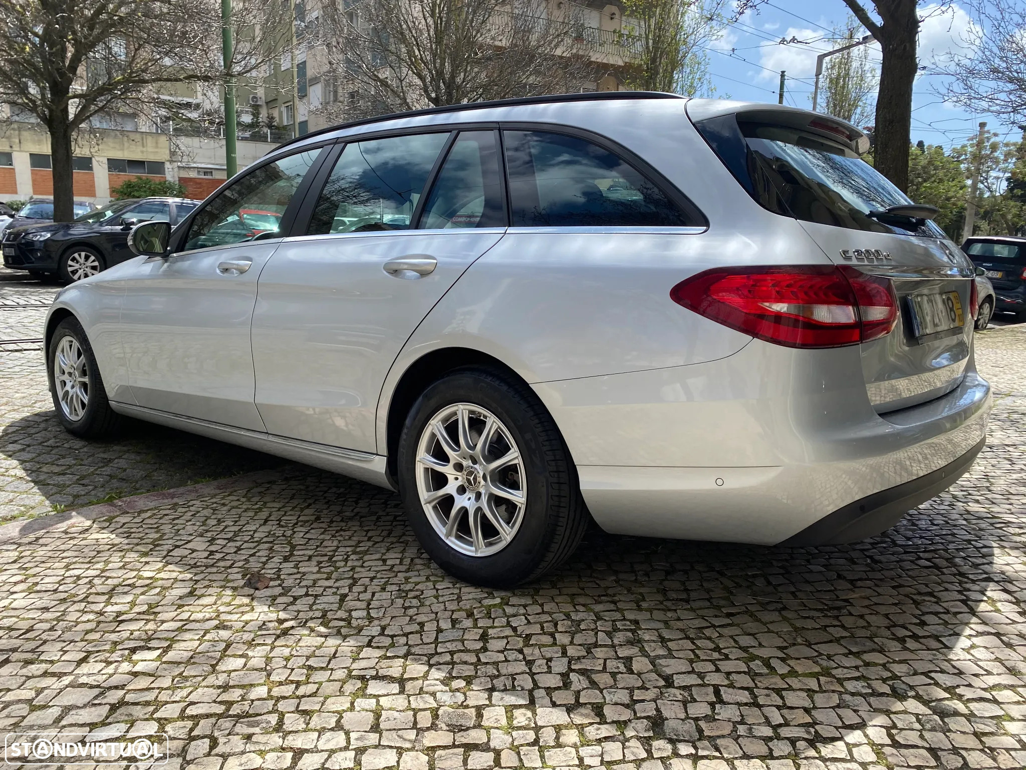 Mercedes-Benz C 200 - 7