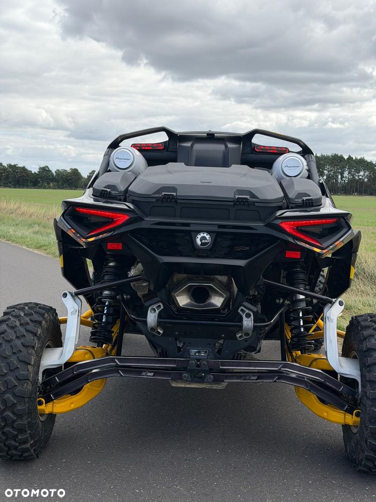 Can-Am Maverick - 9