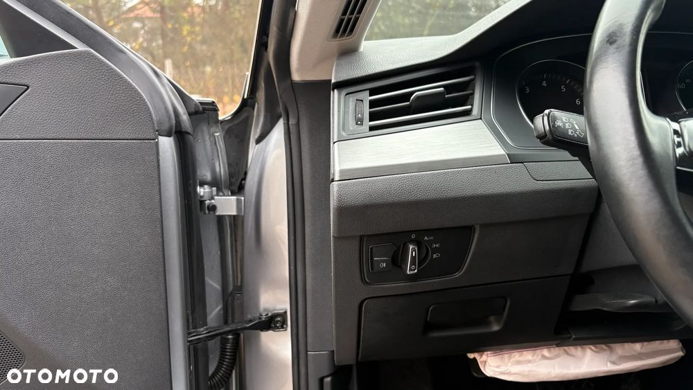 Volkswagen Arteon 2.0 TSI Essence DSG - 23