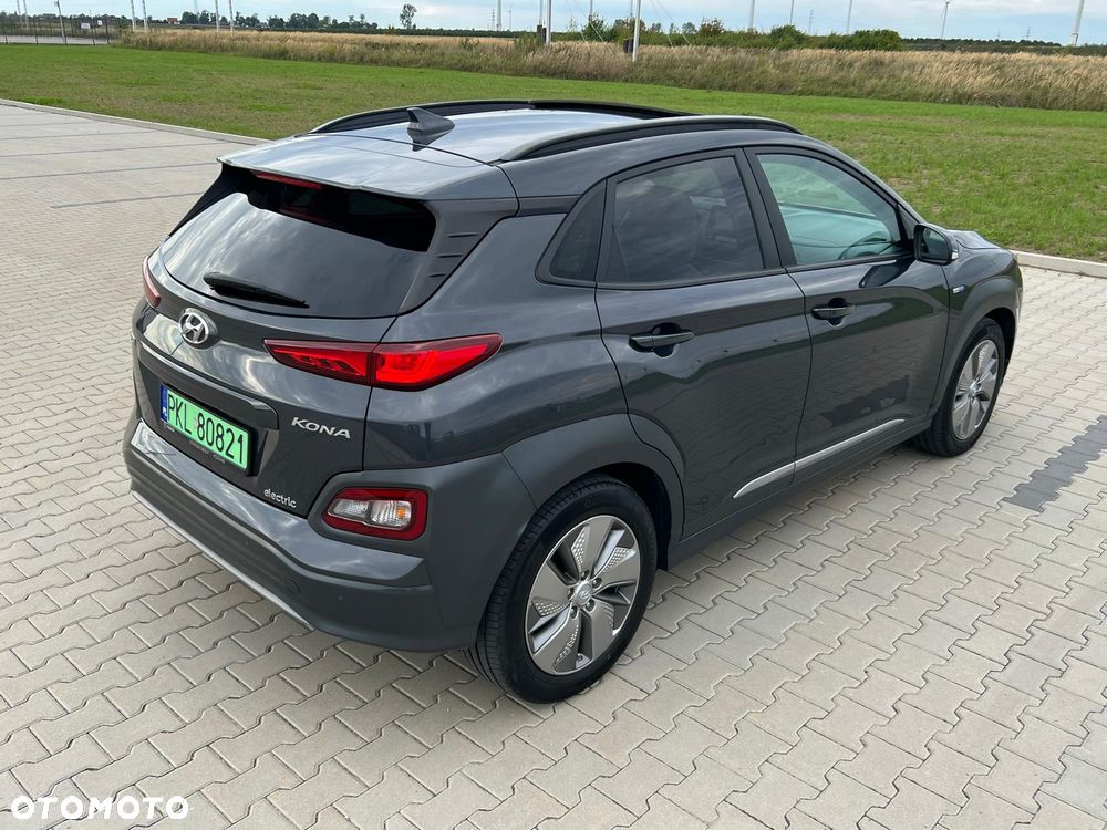 Hyundai Kona 64kWh Platinum - 12