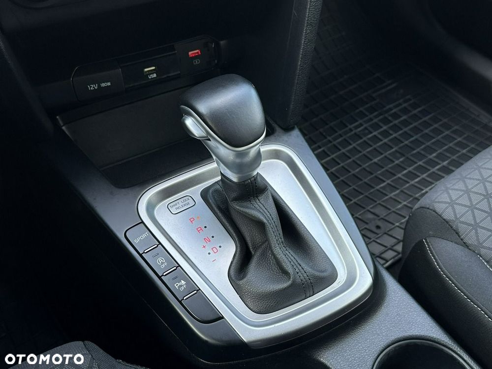 Kia Ceed 1.4 T-GDI M Max DCT - 22