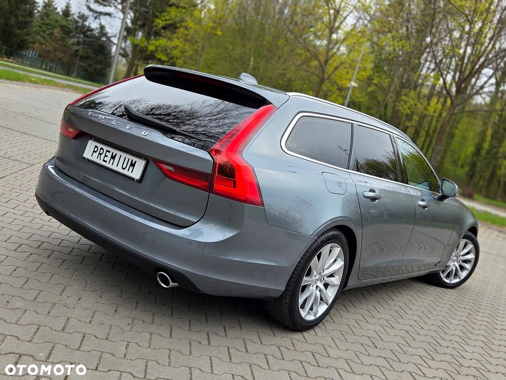 Volvo V90 D3 Geartronic Momentum Pro - 11
