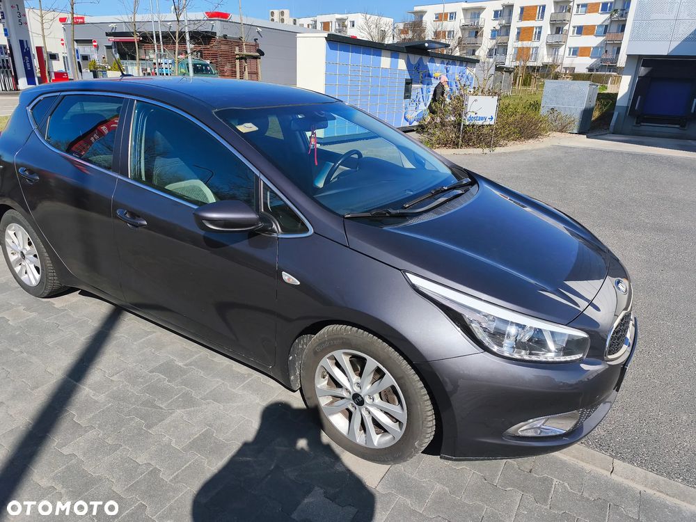 Kia Ceed 1.6 GDI Business Line - 1