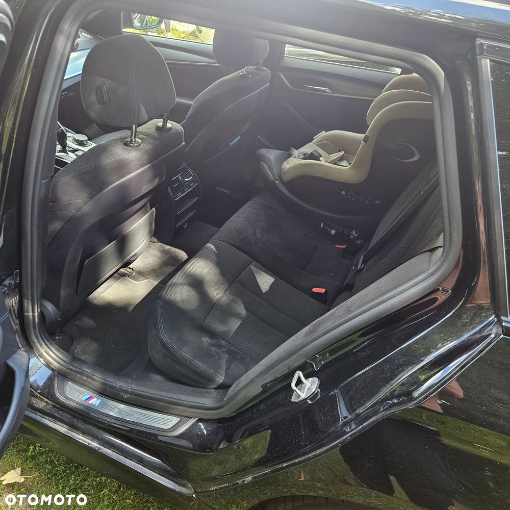 BMW Seria 5 530i xDrive M Sport sport - 12