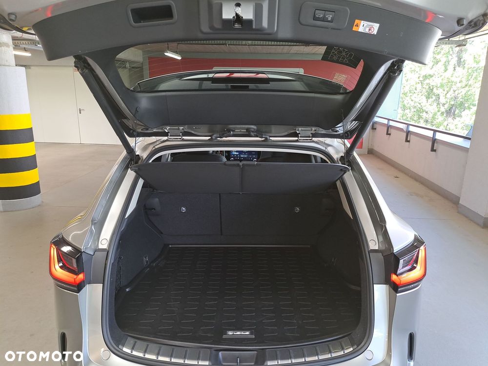Lexus NX - 14