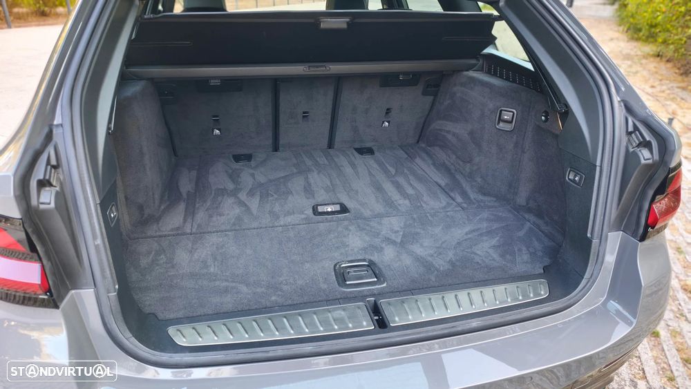 BMW 520 d Pack Desportivo M Auto - 17