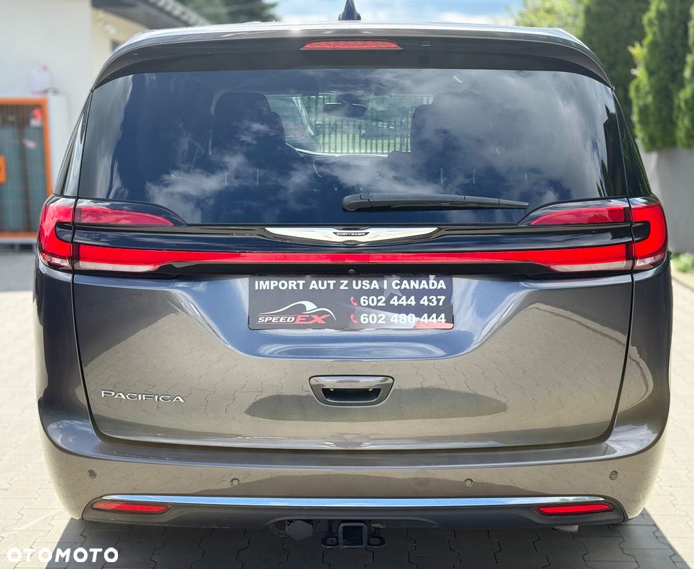 Chrysler Pacifica - 7