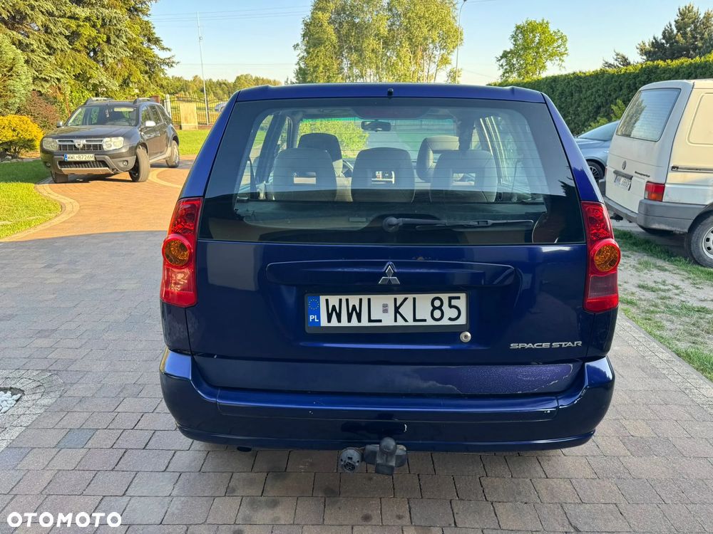 Mitsubishi Space Star 1.6 Family - 10