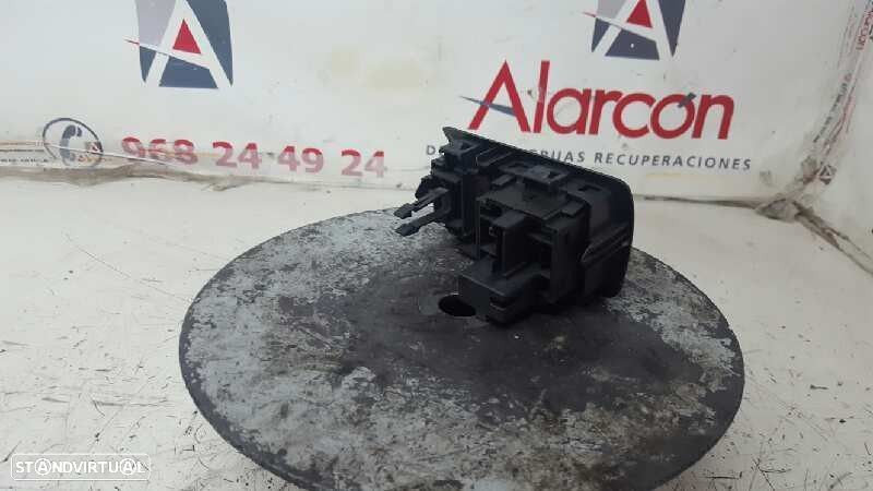 CONTROLE DE AJUSTE DE LUZES RENAULT CLIO III CONFORT DYNAMIQUE - 7