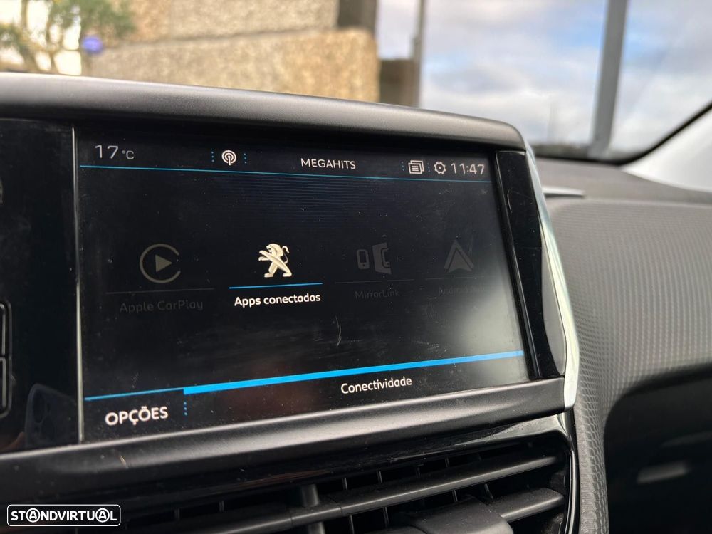 Peugeot 2008 1.2 PureTech Allure EAT6 - 7