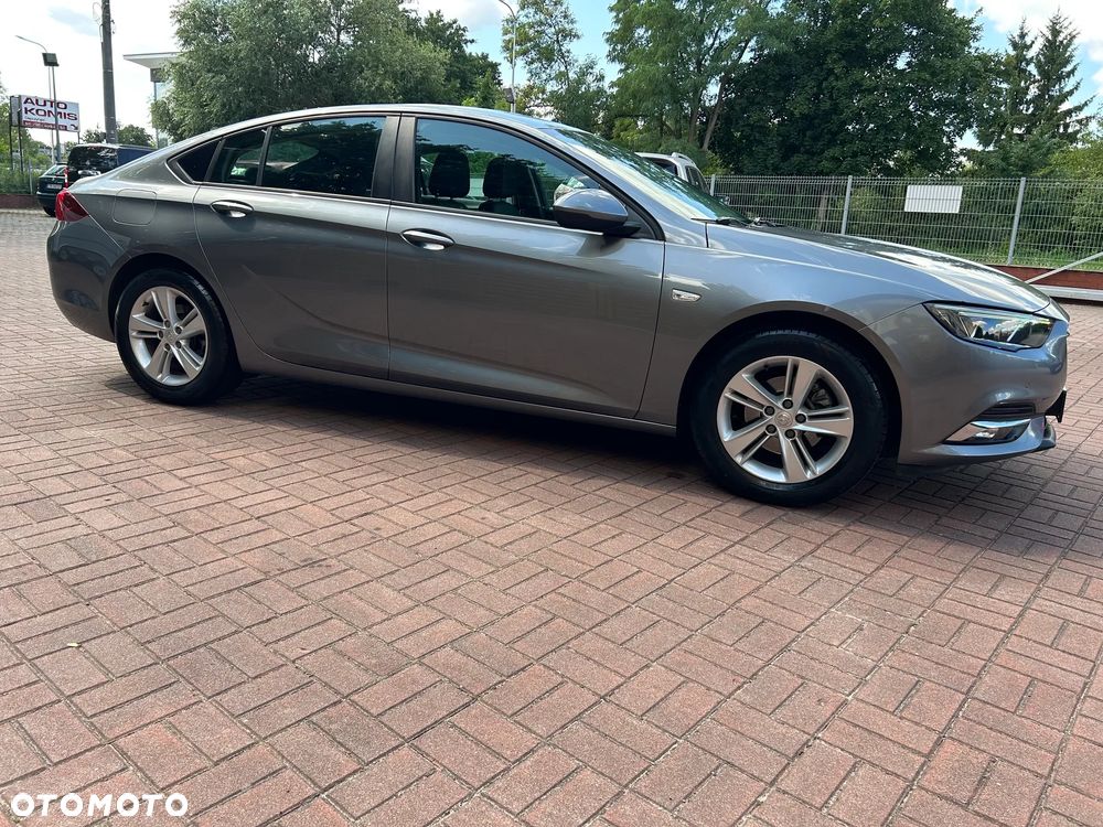 Opel Insignia 1.5 T Enjoy S&S Eco - 25