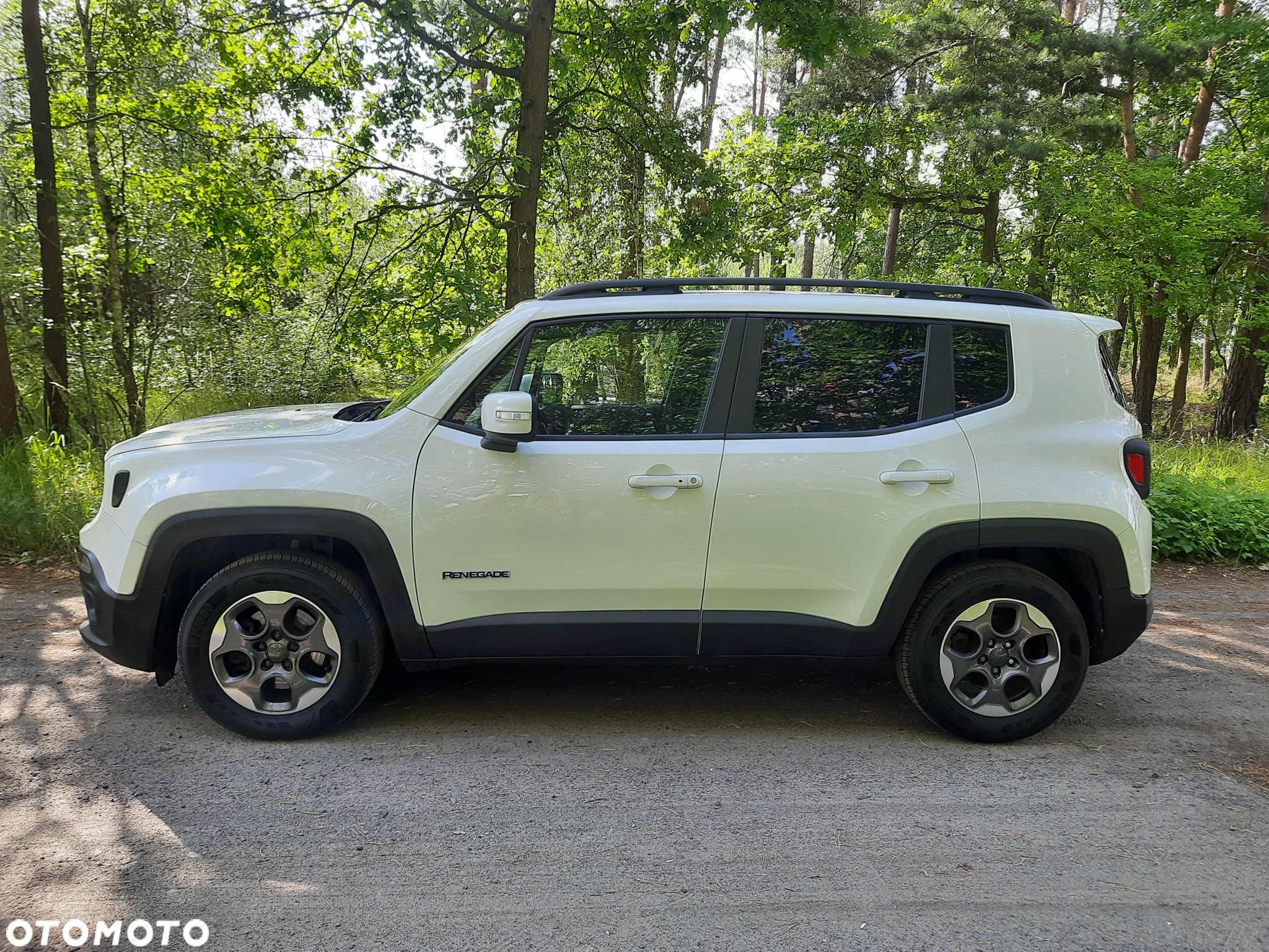 Jeep Renegade 1.6 E-torQ Longitude - 4
