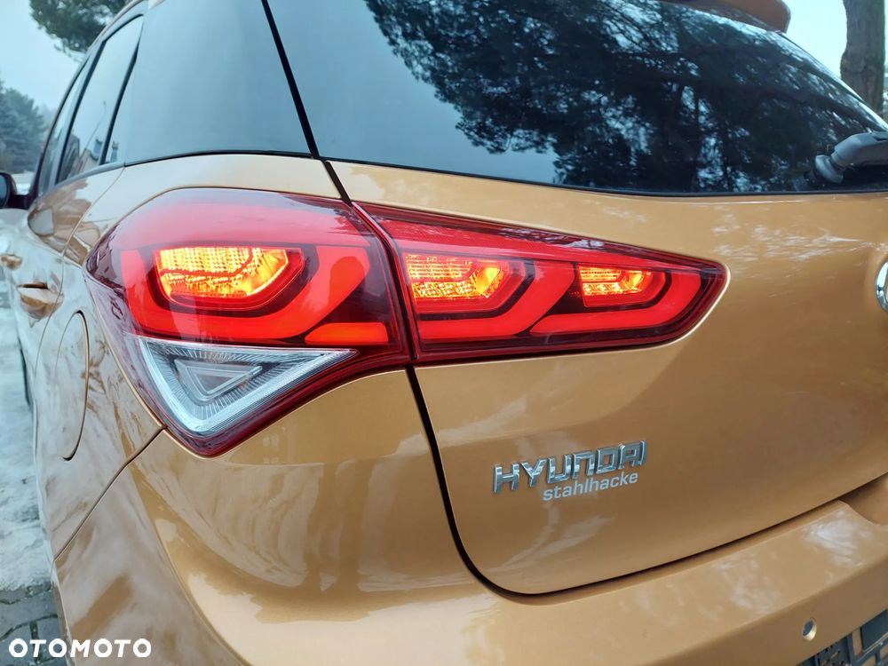 Hyundai i20 1.4 YES Gold - 28