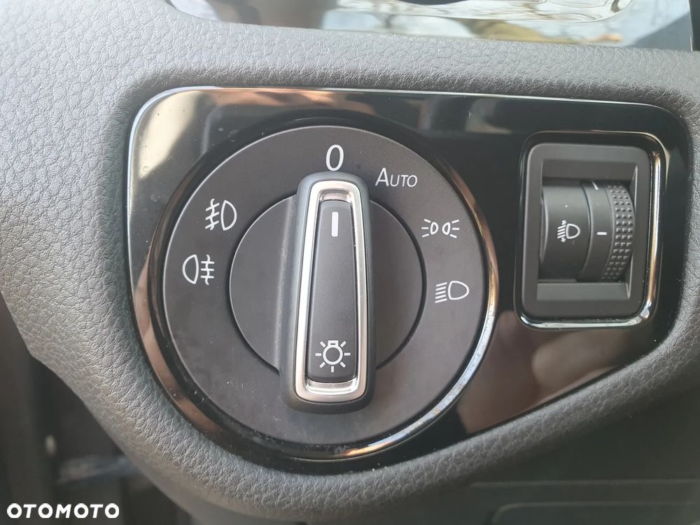 Volkswagen Golf VII 1.4 TSI BMT Highline DSG - 8