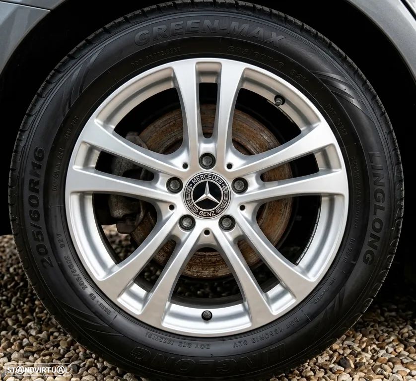 Mercedes-Benz A 180 d 7G-DCT - 9