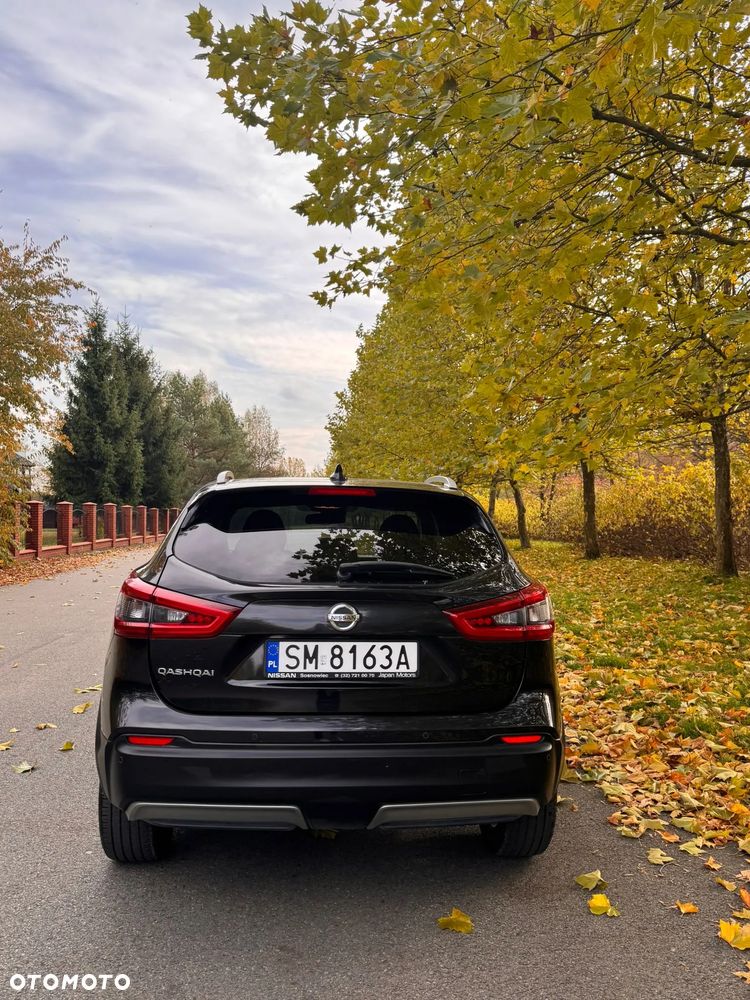 Nissan Qashqai 1.3 DIG-T N-Connecta DCT - 2