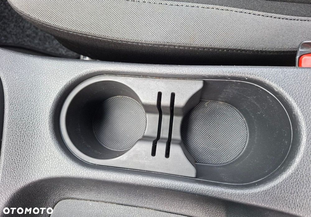 Hyundai Kona - 26