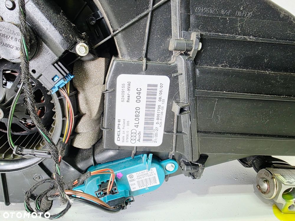 NAGRZEWNICA TYLNA TYŁ AUDI Q7 4L 4L0820004C - 4
