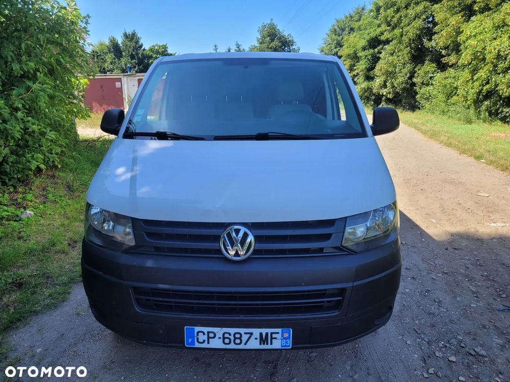 Volkswagen T5 - 22