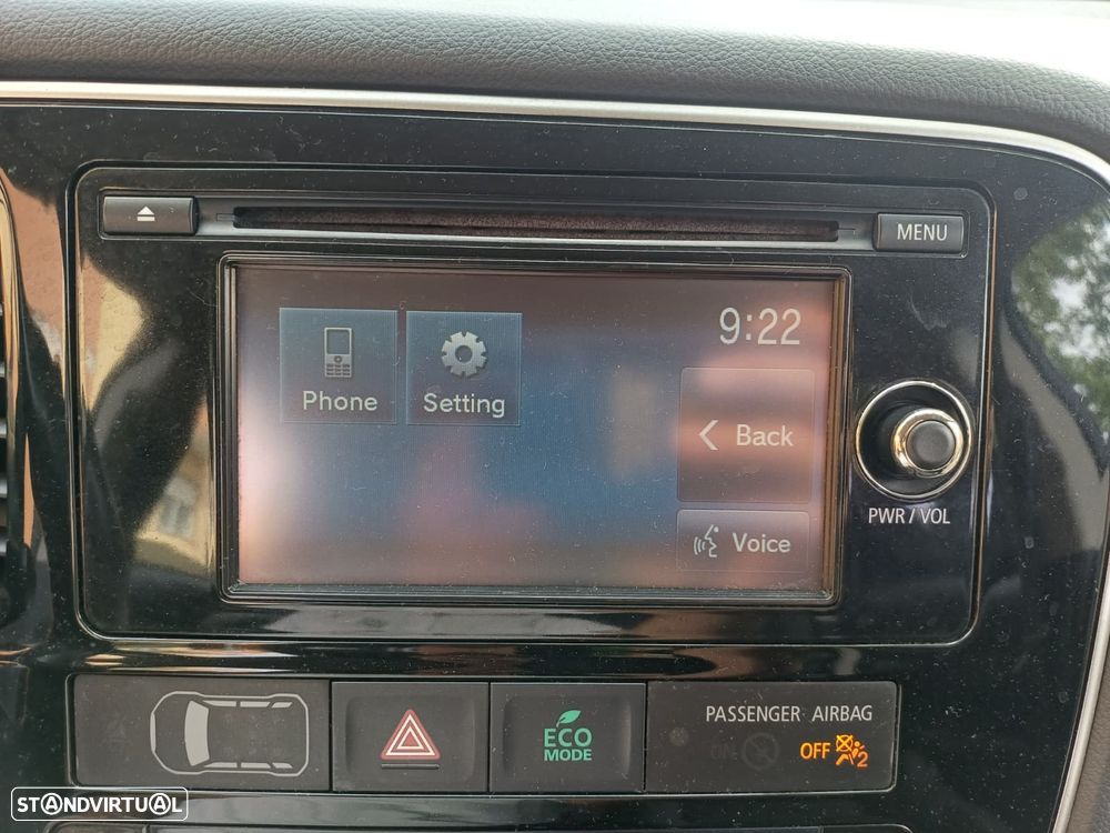 Mitsubishi Outlander 2.2 DI-D Intense+ - 28