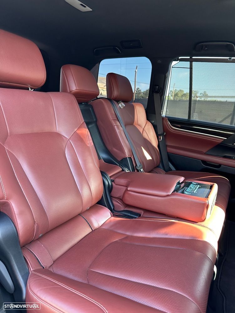 Lexus LX 450 - 24