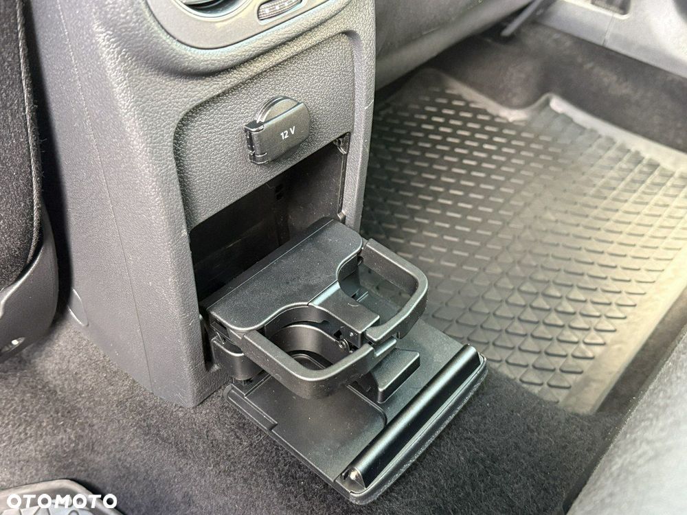 Volkswagen Tiguan - 29