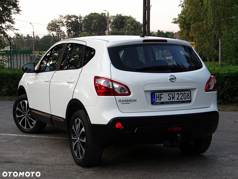 Nissan Qashqai 2.0 lounge - 18