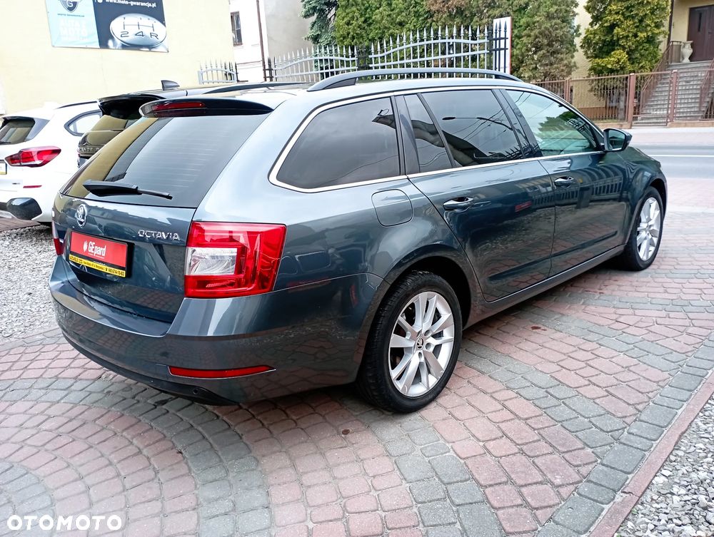 Skoda Octavia 1.6 TDI Ambition DSG - 4