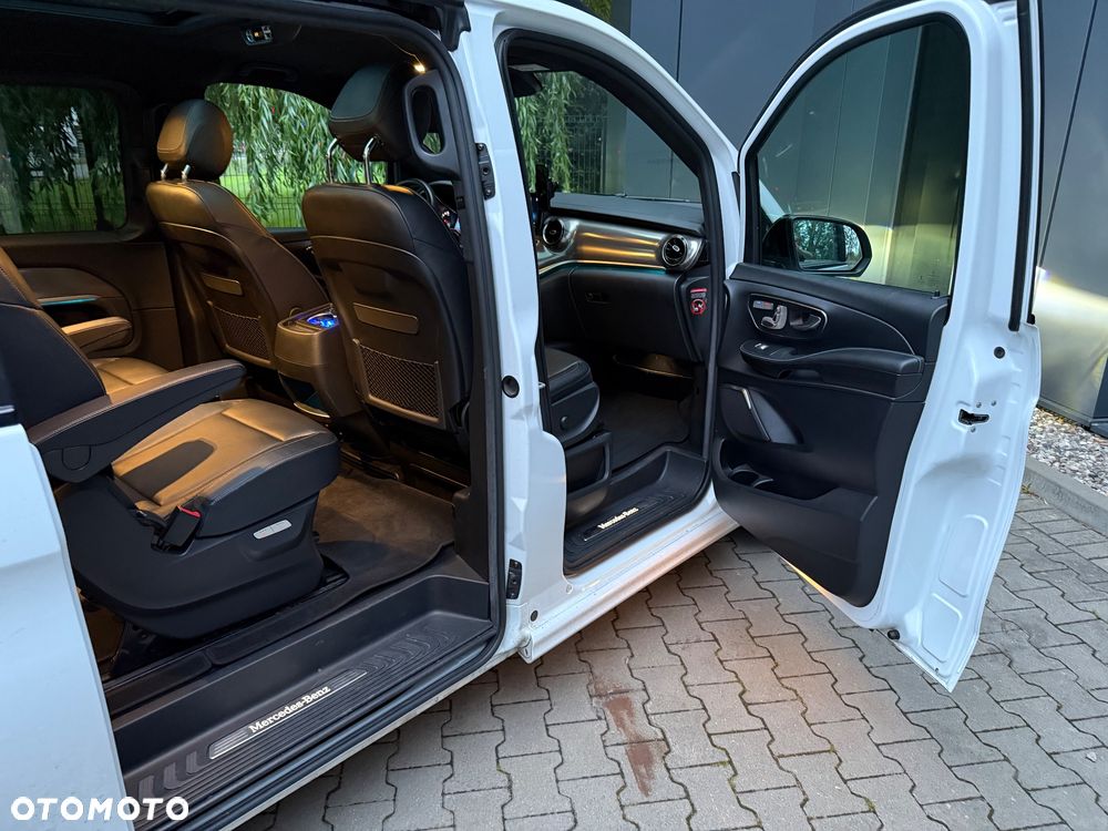 Mercedes-Benz Klasa V 300 d 4-Matic Exclusive 9G-Tronic (d³ugi) - 25