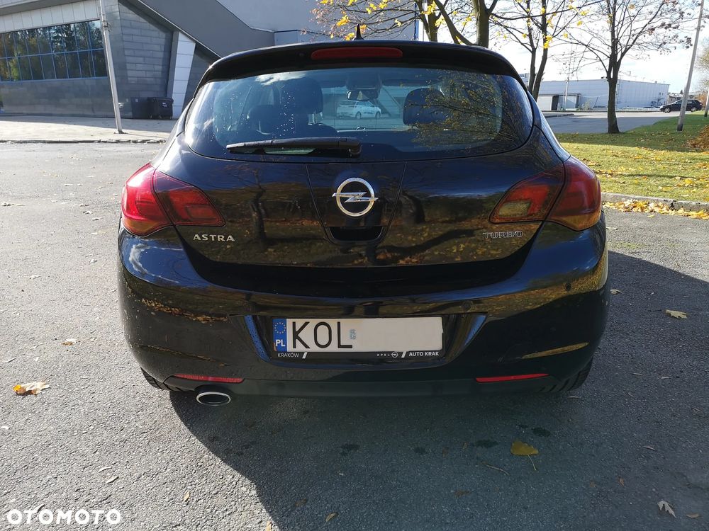 Opel Astra IV 1.6 T Cosmo - 4
