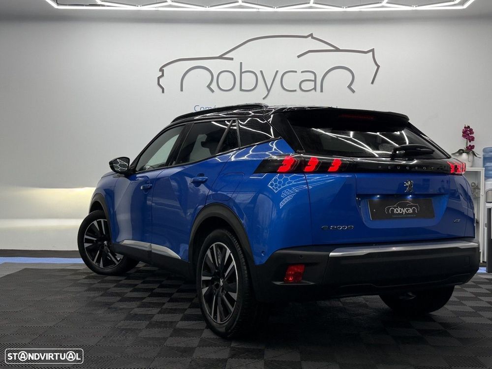 Peugeot e-2008 50 kWh GT - 6