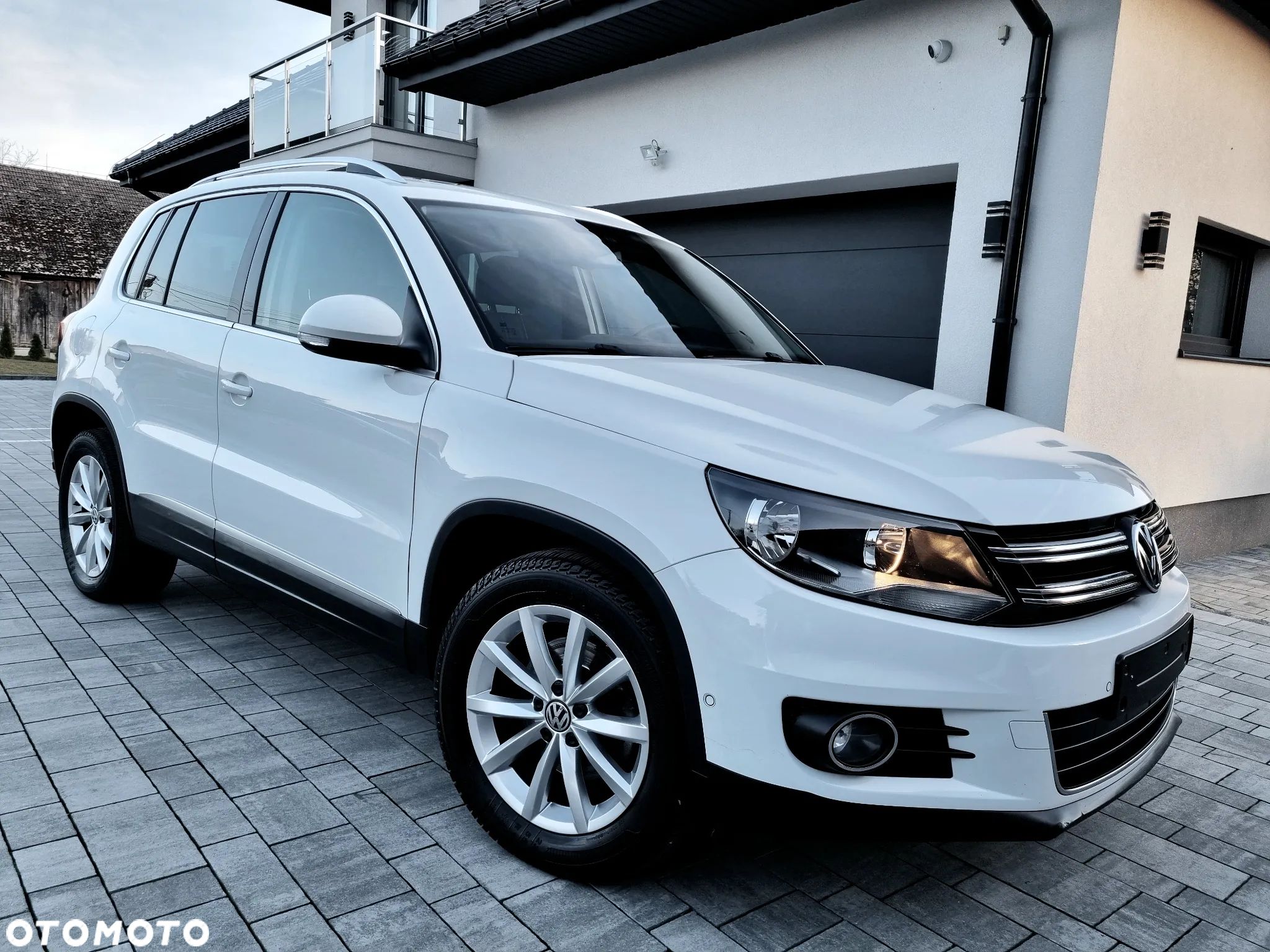 Volkswagen Tiguan 2.0 TDI SCR BlueMotion Technology Lounge Sport & Style - 1
