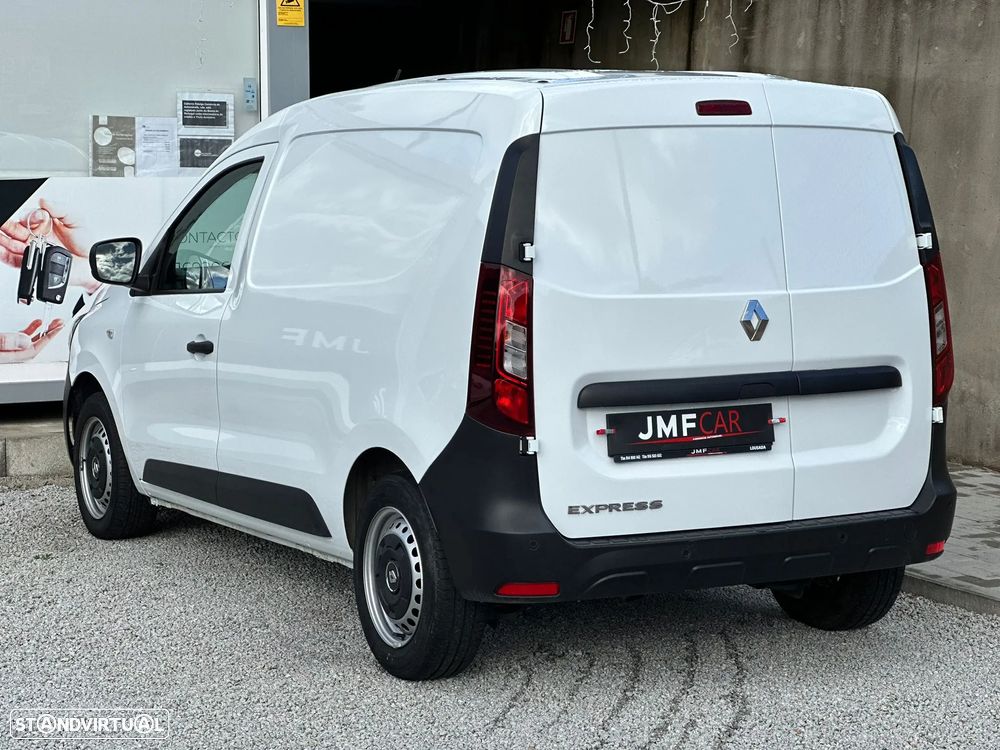 Renault Express 1.5 DCI - 6