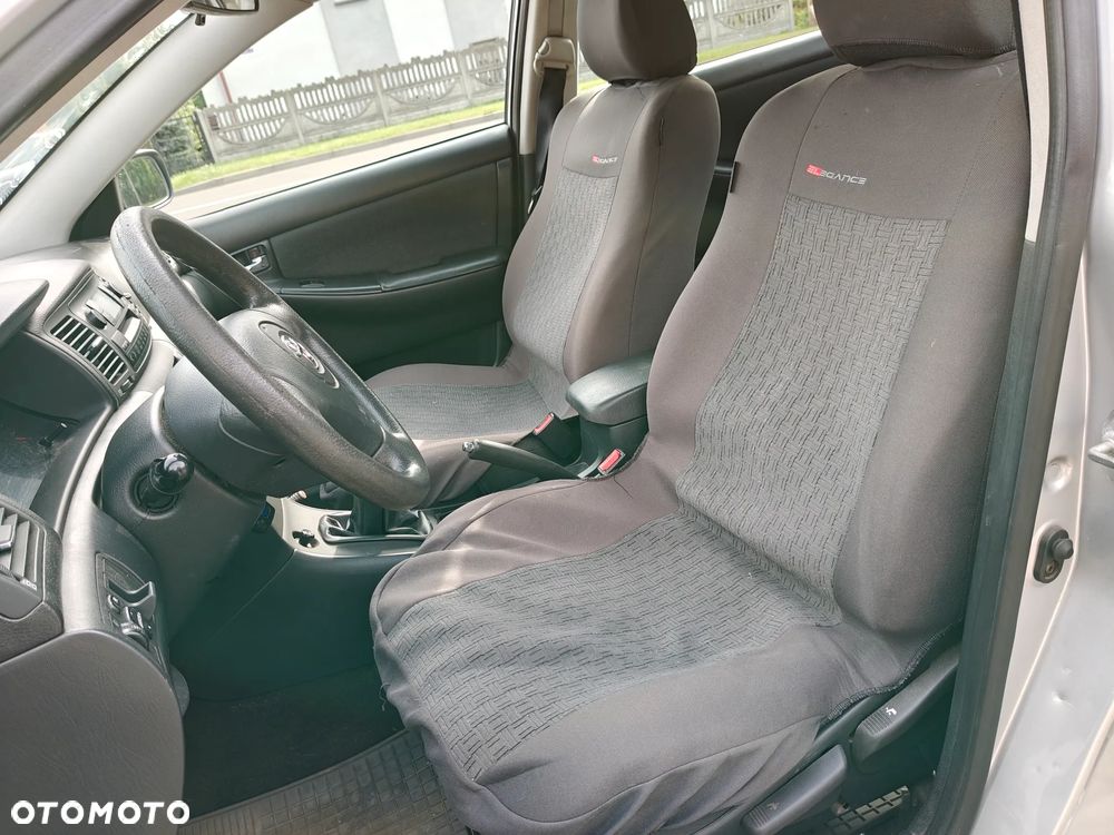 Toyota Corolla 1.4 VVT-i Terra - 7
