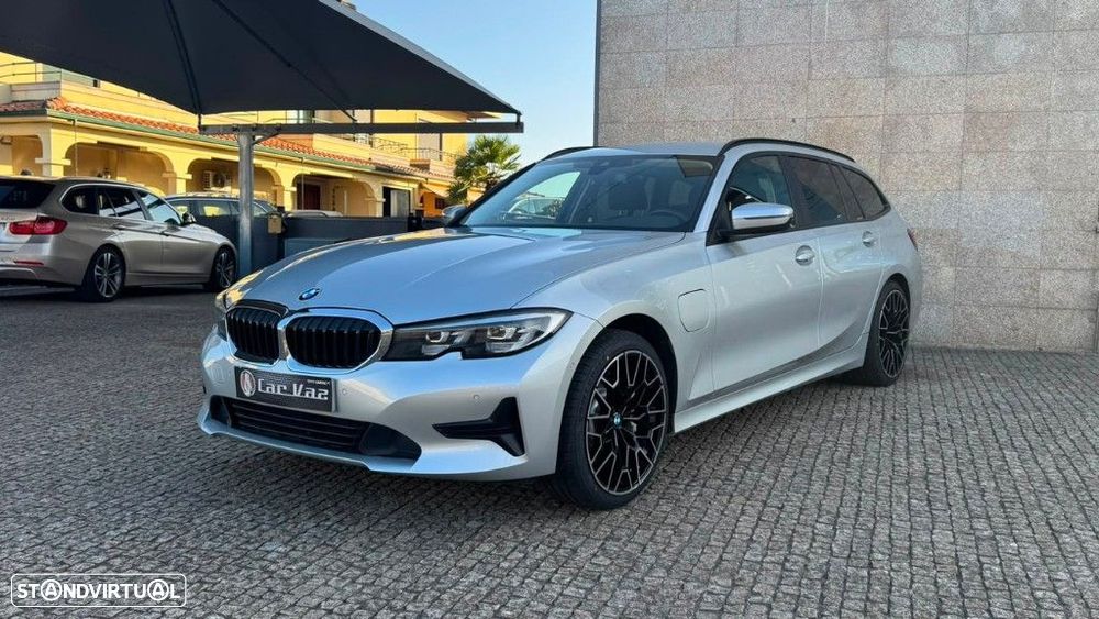 BMW 330 e Aut. Advantage - 1