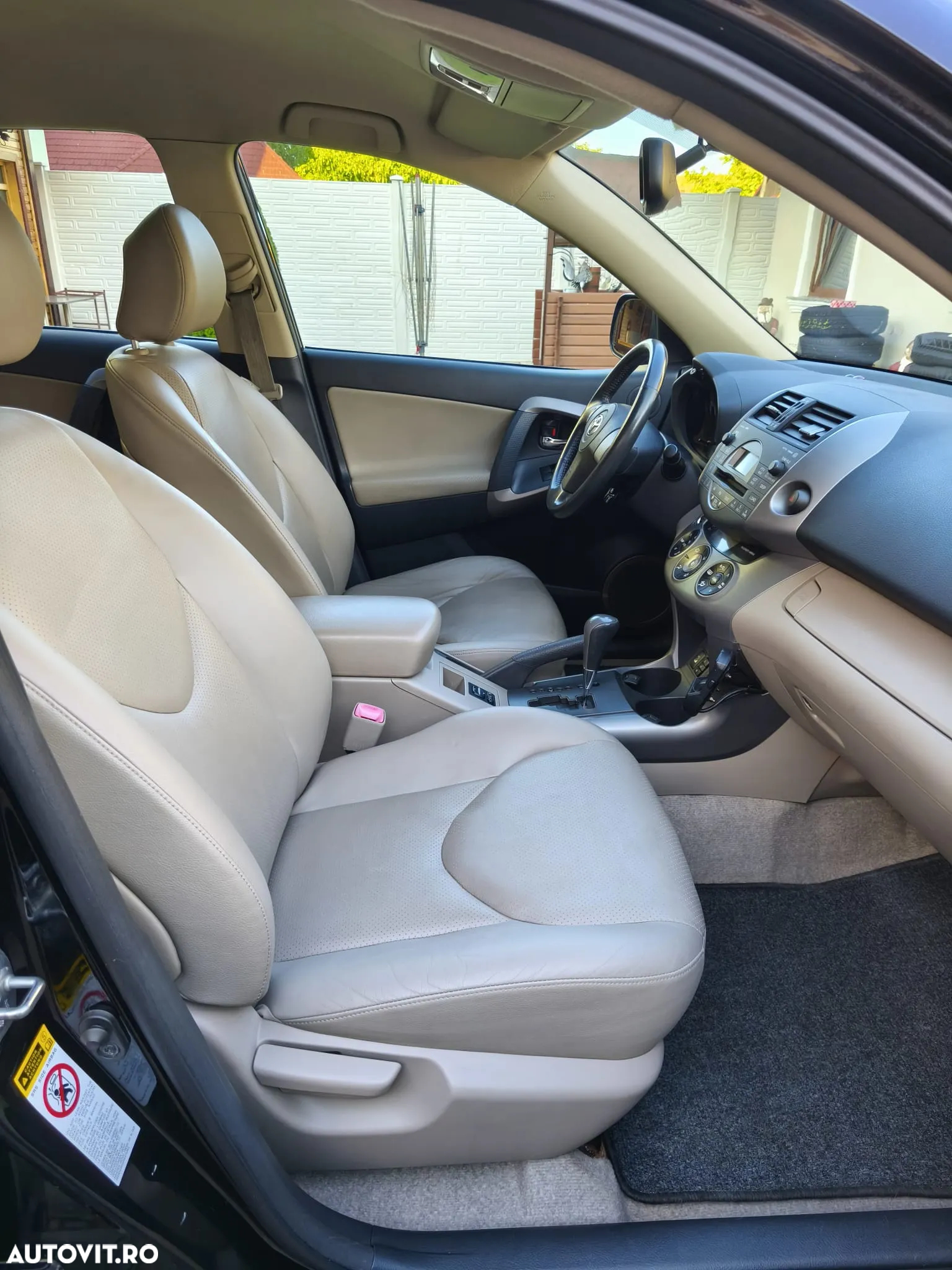 Toyota RAV4 2.0 Multidrive S AWD Luxury - 4