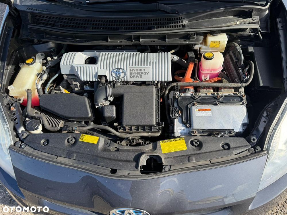 Toyota Prius - 22