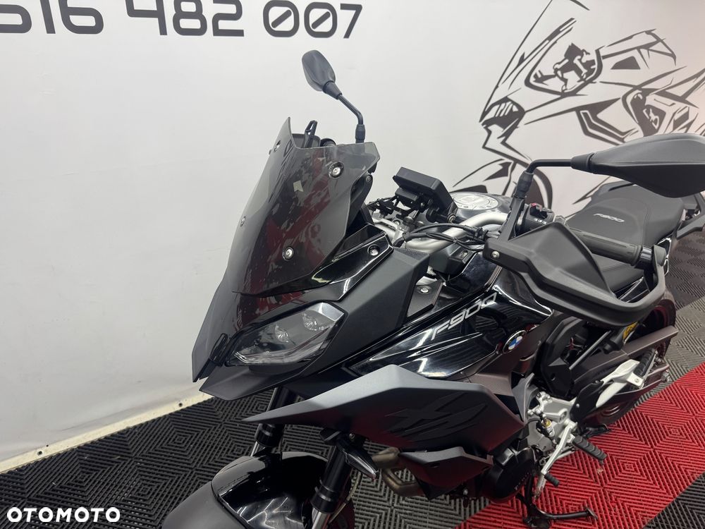 BMW XR - 11