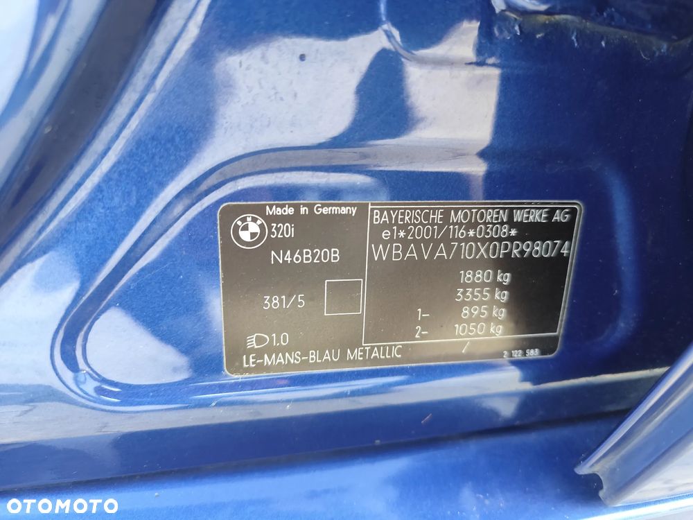 BMW Seria 3 320i - 19