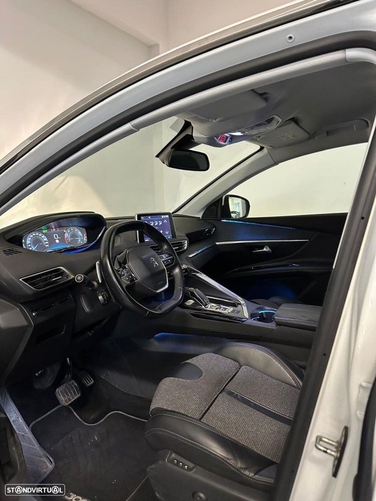 Peugeot 3008 1.2 PureTech Allure EAT6 - 10